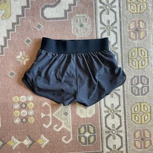 Limited Edition lululemon Hotty Hot Short Polka Dot Logo